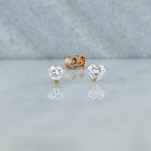 Load image into Gallery viewer, 18k Gold Genuine Diamond (Half Pair) Heart Solitaire Stud Earring in White Yellow Rose Gold for Women and Girls