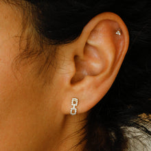 Load image into Gallery viewer, Single (Half Pair) 18k Solid Gold Genuine Natural Diamond Link Design Huggy Hoop Earring