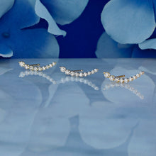 Load image into Gallery viewer, Single (Half Pair) 14k Solid Gold Genuine Diamond Curved Crescent Bar Ear Climber Crawler Earrings High Quality Graduated Size Diamond 3/4"