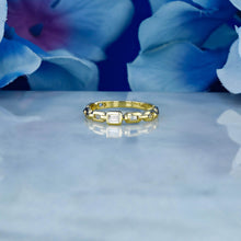 Load image into Gallery viewer, 14k Yellow Gold Natural Diamond Baguette Oval Link Ring