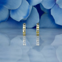 Load image into Gallery viewer, Single (Half Pair) 14k Solid Gold Natural Diamond Pyramid Design Non-Pierced Ear Cuff