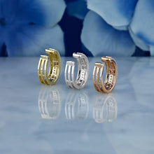 Load image into Gallery viewer, Single (Half Pair) 14k Solid Gold Natural Diamond Princess Round  Non-Pierce Ear Cuff with Rope Border