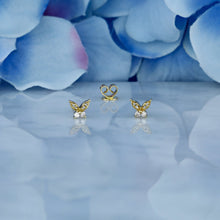 Load image into Gallery viewer, Single (Half Pair) 14k Solid Gold Natural Diamond Butterfly Shaped Stud Earrings