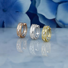 Load image into Gallery viewer, Single (Half Pair) 14k Solid Gold Natural Diamond Princess Round  Non-Pierce Ear Cuff with Rope Border