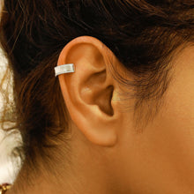 Load image into Gallery viewer, Single (Half Pair) 14k Solid Gold Natural Diamond Bordered Non-Pierce Ear Cuff