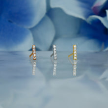 Load image into Gallery viewer, Single (Half Pair) 18k Solid Gold Natural Diamond Bar Line Earrings