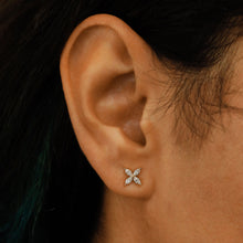 Load image into Gallery viewer, Single (Half Pair) 14k Solid Gold Natural Diamond Marquise Flower Shape Stud Earring