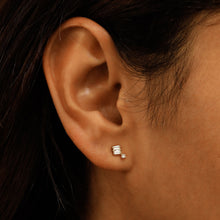 Load image into Gallery viewer, Single (Half Pair) 18k Solid Gold Natural Diamond Triple Baguette Bar and Round Stud Earrings