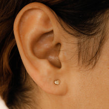 Load image into Gallery viewer, Single (Half Pair) 14k Gold Small Genuine High Quality Heart Earring Studs for Women or Girls in White Yellow Rose Gold
