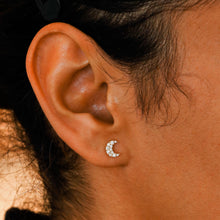 Load image into Gallery viewer, Single (Half Pair) 18k Solid Gold Genuine Natural Diamond Pave Moon Crescent Stud Earring
