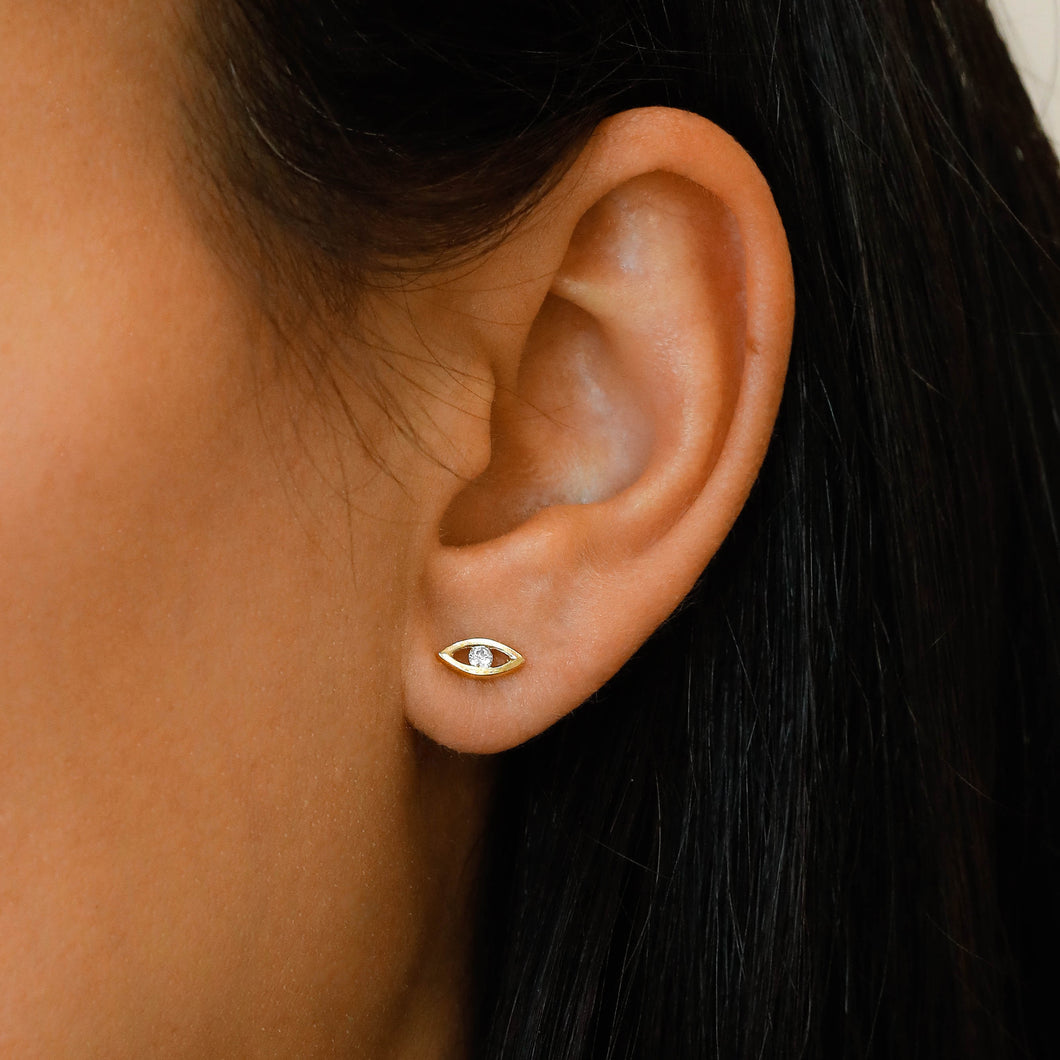Single (Half Pair) 14k Solid Gold Natural Diamond Small Evil Eye Stud Earring
