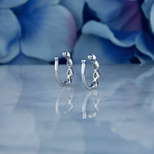 Load image into Gallery viewer, Single (Half Pair) 14k Solid Gold Natural Diamond Teardrop Non-Pierced Ear Cuff
