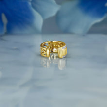 Load image into Gallery viewer, Single (Half Pair) 14k Solid Gold Natural Diamond Bordered Non-Pierce Ear Cuff
